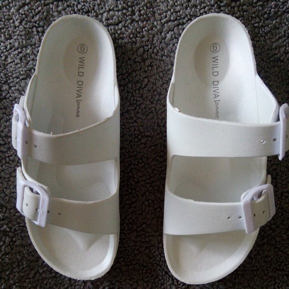 Wild Diva Lounge Sandals - Picture 1 of 2